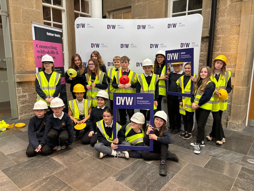 Pupils attending Big Build Competition